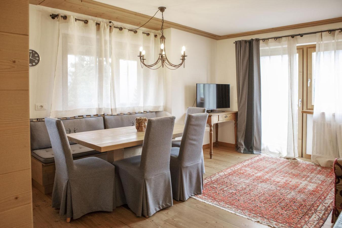 Ca' Del Sole Aparthotel Сан Вито ди Кадоре Екстериор снимка