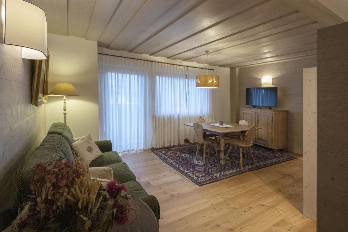 Ca' Del Sole Aparthotel Сан Вито ди Кадоре Екстериор снимка