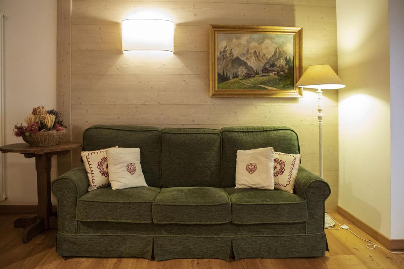Ca' Del Sole Aparthotel Сан Вито ди Кадоре Екстериор снимка